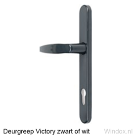 De deurgreep Victory is leverbaar in de kleuren Wit RAL 9016, zwart of zilverkleurig.